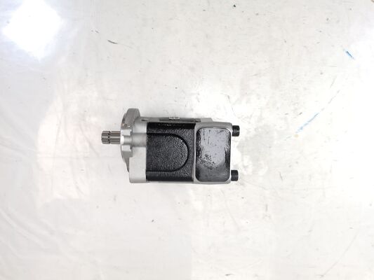 Высококачественный гидравлический шестеренный насос 343ZYGA. Ассортимент материалов из железа и алюминиевых сплавов для поставок с завода строительной техники. Гидравлические детали.