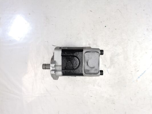 Высококачественный гидравлический шестеренный насос 343ZYGA. Ассортимент материалов из железа и алюминиевых сплавов для поставок с завода строительной техники. Гидравлические детали.