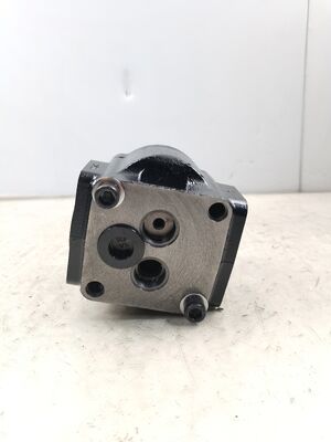 JCB Hydraulic Gear Pump Литой железный и алюминиевый сплавы материалы Промышленный класс Масляный перекачивающий насос Гидравлические ремонтные детали Фабрика поставки