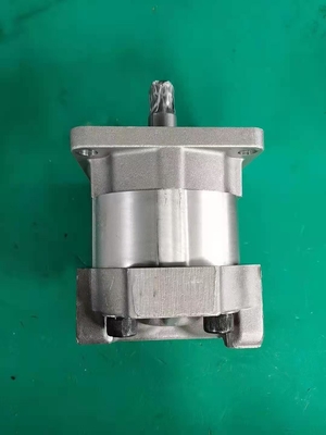 705-22-28310 вес тележек HD465 HD605 насоса с зубчатой передачей KOMATSU: 4,592 килограмма